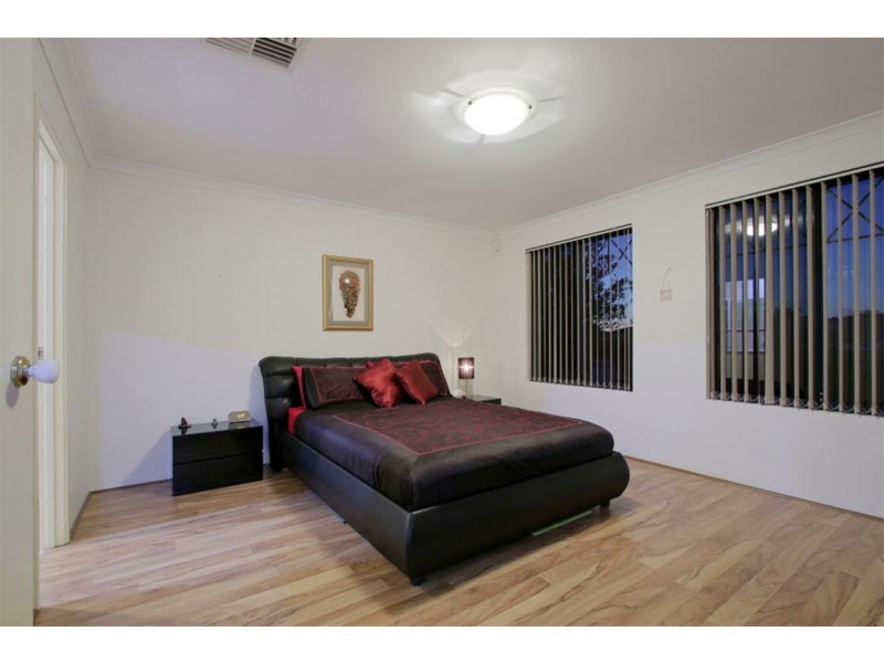 13 Bilcich Gardens, Spearwood WA 6163