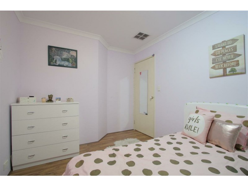 13 Bilcich Gardens, Spearwood WA 6163