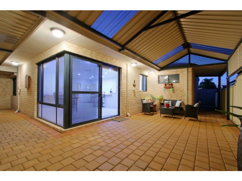 13 Bilcich Gardens, Spearwood WA 6163