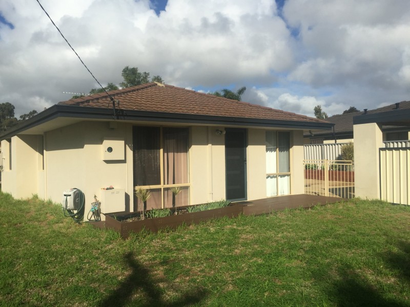 1 McLure Close, Parmelia WA 6167