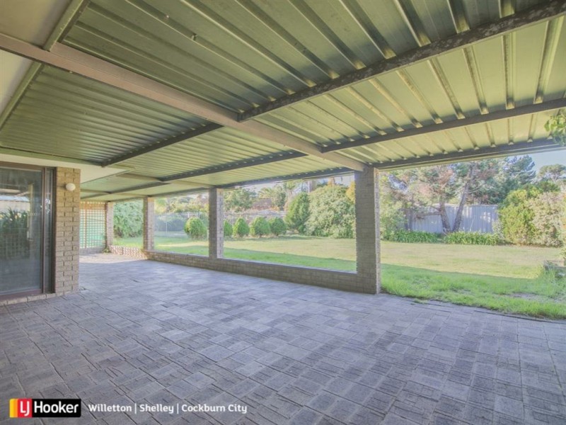 12 Eildon Court, South Lake WA 6164