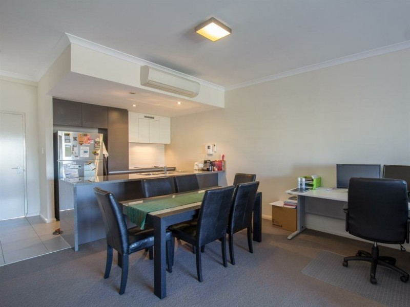 48/23 Junction Blvd, Cockburn Central WA 6164