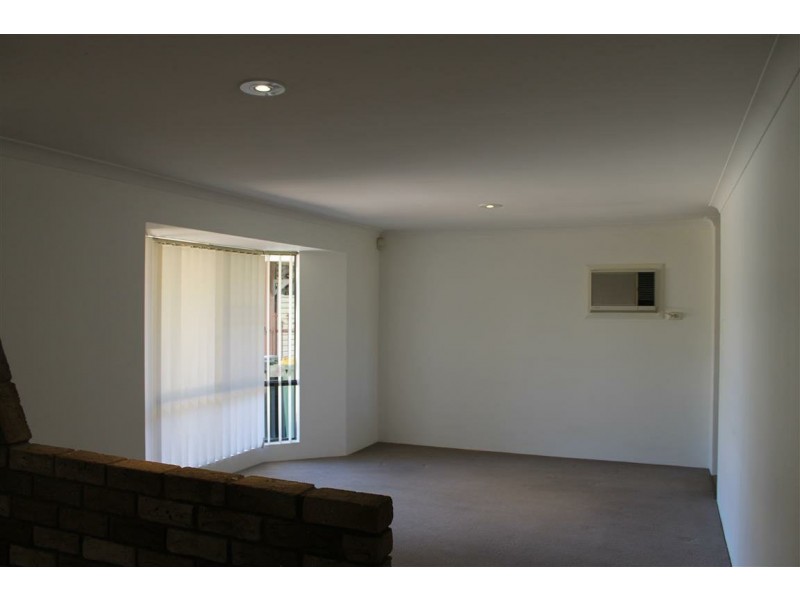 102 Elderberry Drive, South Lake WA 6164