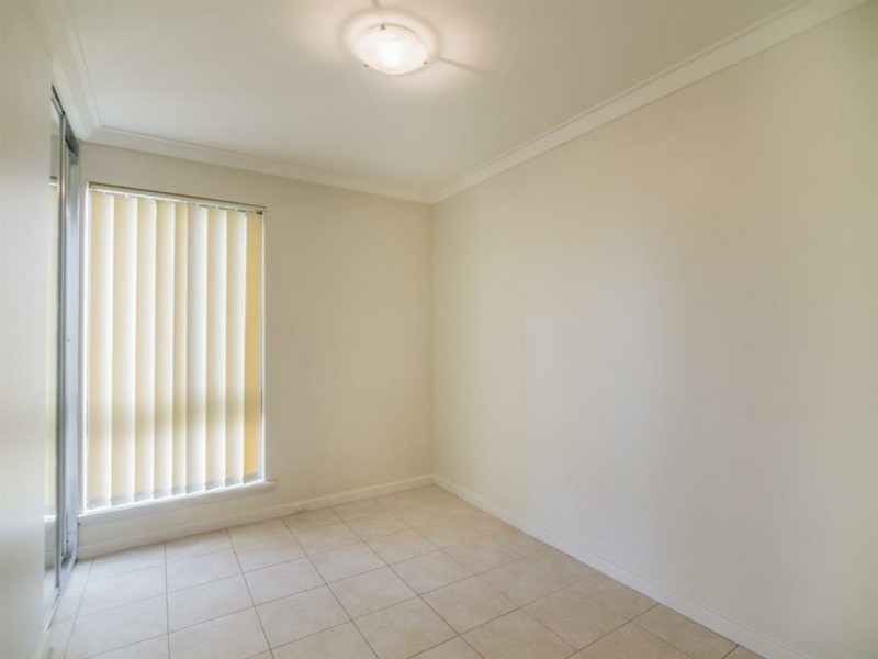 6 Steinbeck Place, Spearwood WA 6163