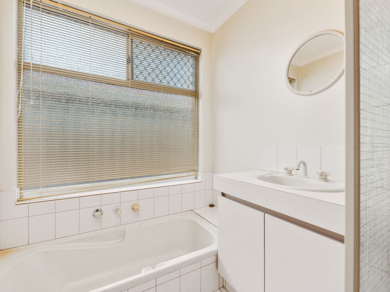 93 Collins Road, Willetton WA 6155