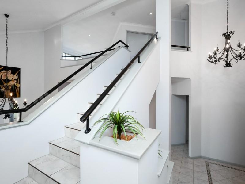 7 Ross Road, Kardinya WA 6163