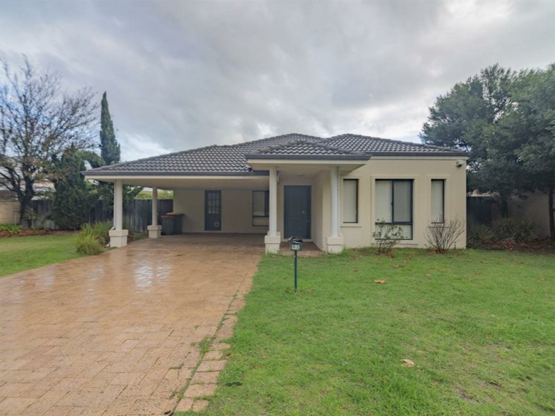 82 Dean Road, Jandakot WA 6164