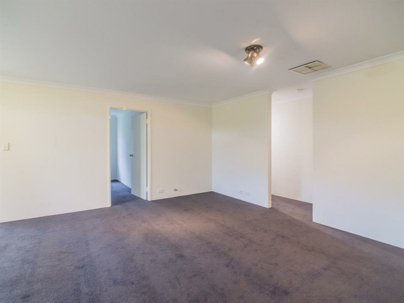 82 Dean Road, Jandakot WA 6164