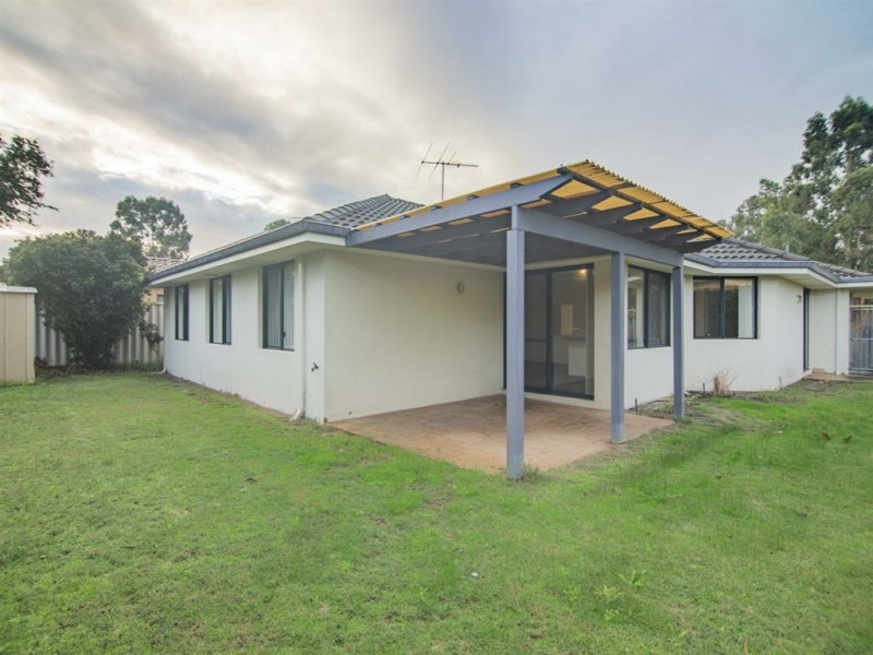 82 Dean Road, Jandakot WA 6164