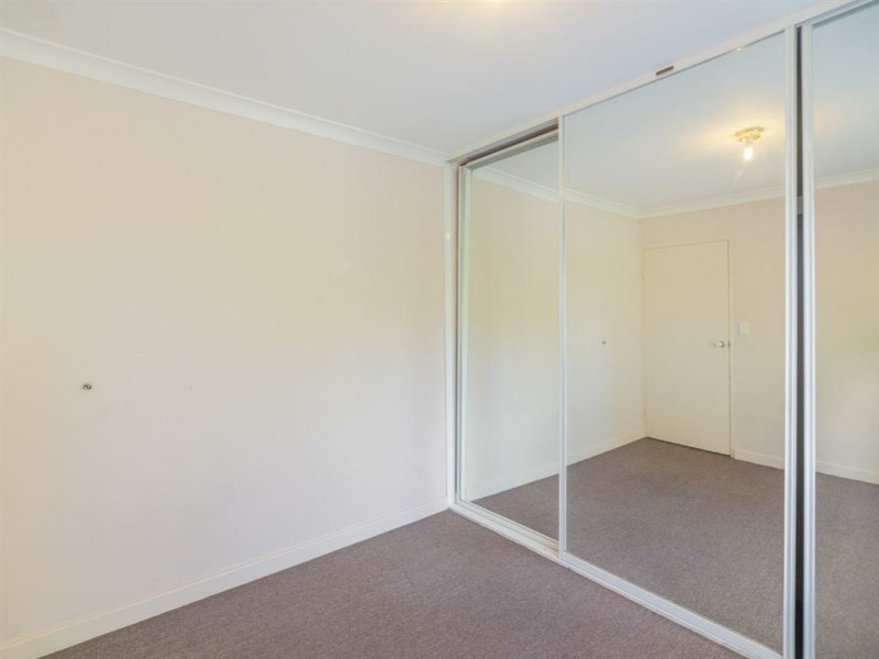 6/19 Woodley Way, Parmelia WA 6167