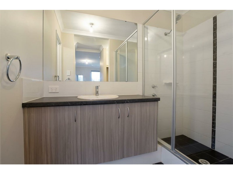 45 Rossiter Avenue, Piara Waters WA 6112