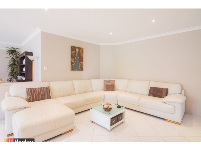 42 Twilight Mews, Aubin Grove WA 6164