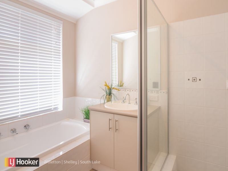 42 Twilight Mews, Aubin Grove WA 6164