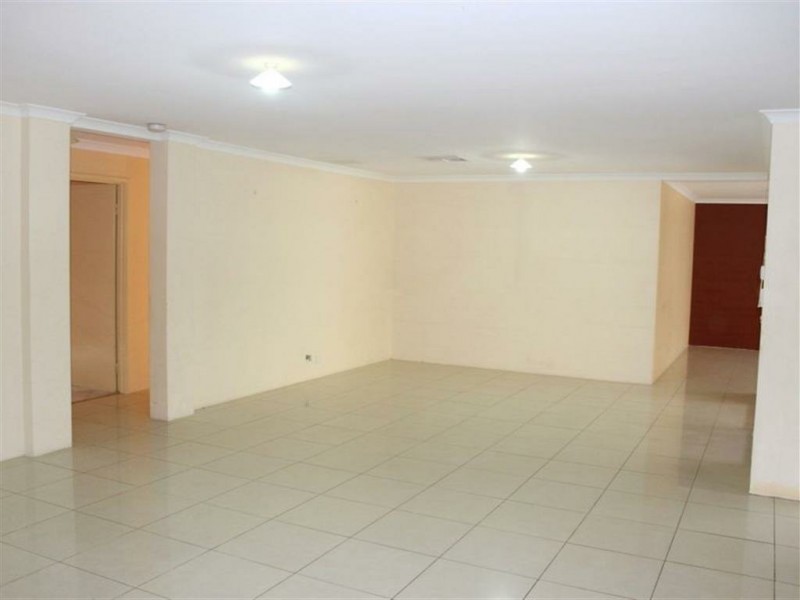 5 Georgia Way, Success WA 6164