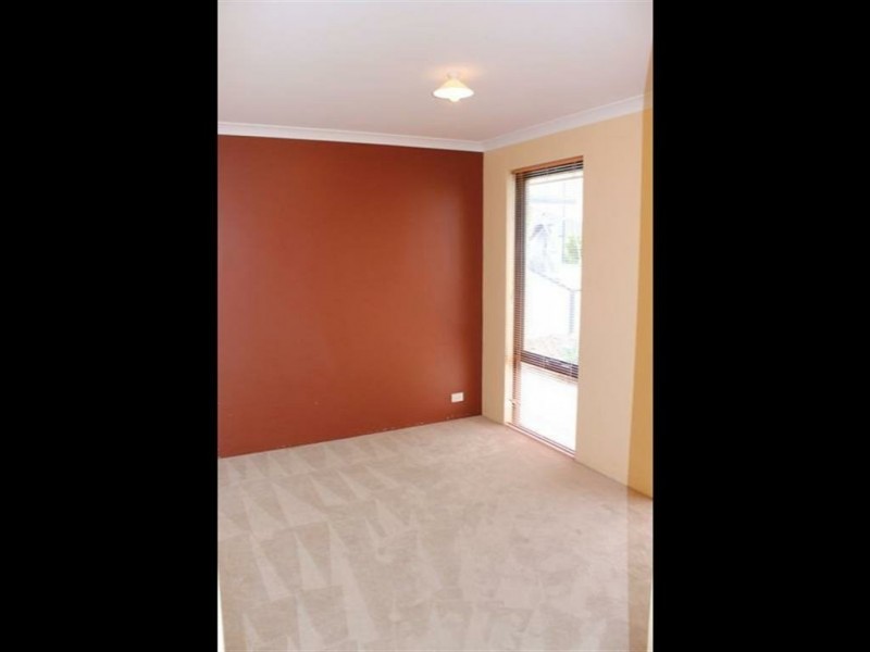 5 Georgia Way, Success WA 6164