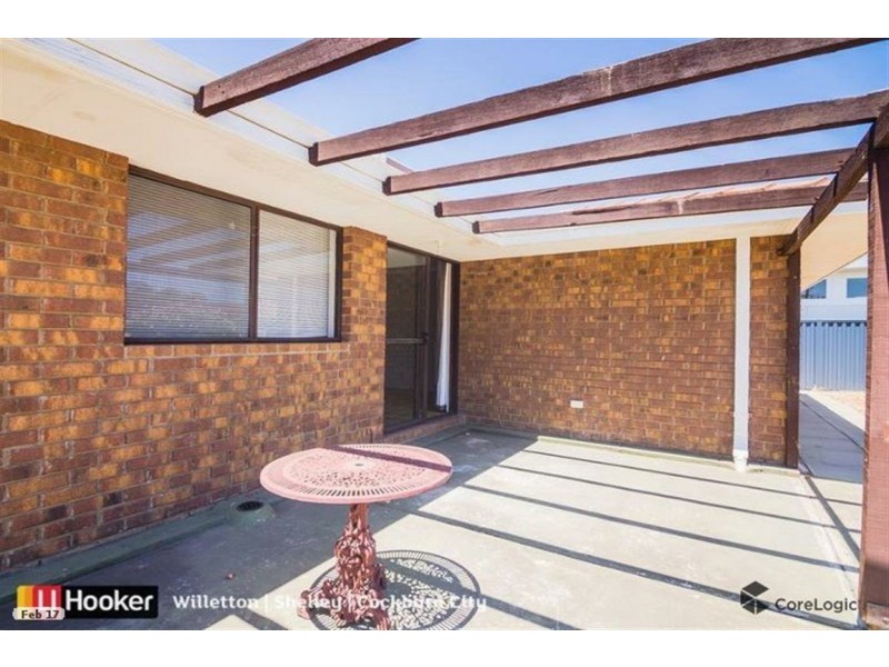 17 Mollerin Place, South Lake WA 6164