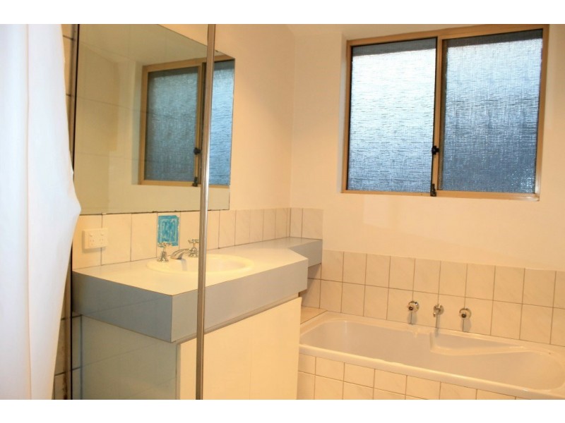 5 Wilson Lane, Bateman WA 6150