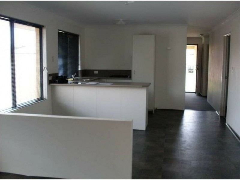 24 Dewsbury Drive, Bertram WA 6167