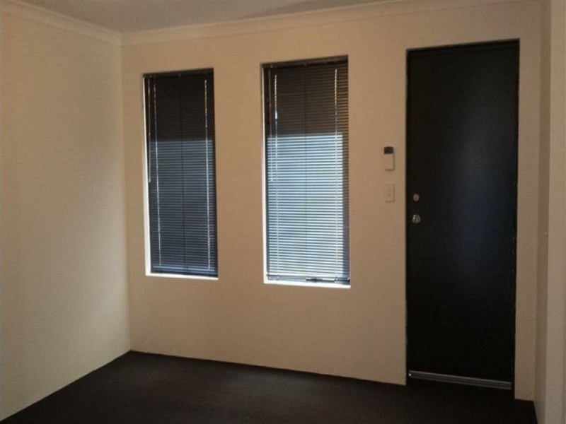 24 Dewsbury Drive, Bertram WA 6167