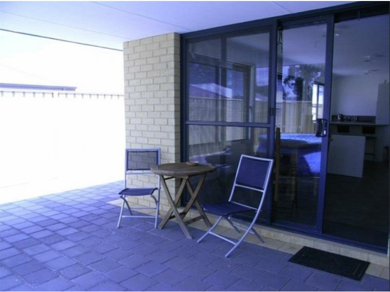 24 Dewsbury Drive, Bertram WA 6167