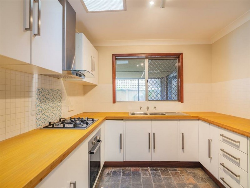 10 Homestead Avenue, Bibra Lake WA 6163