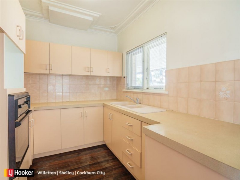 8a Veronica Street, Riverton WA 6148