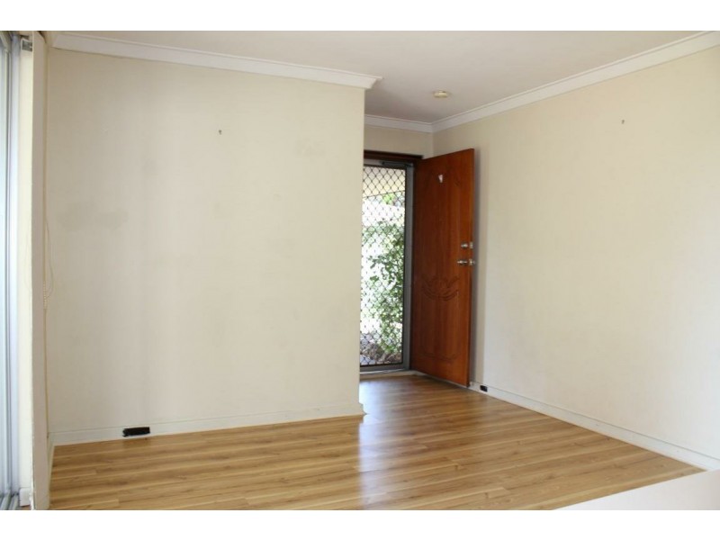 8 Ricketts Court, Rockingham WA 6168