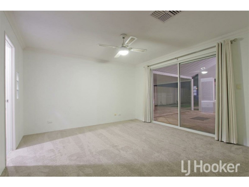 15 Pesaro Green, Secret Harbour WA 6173