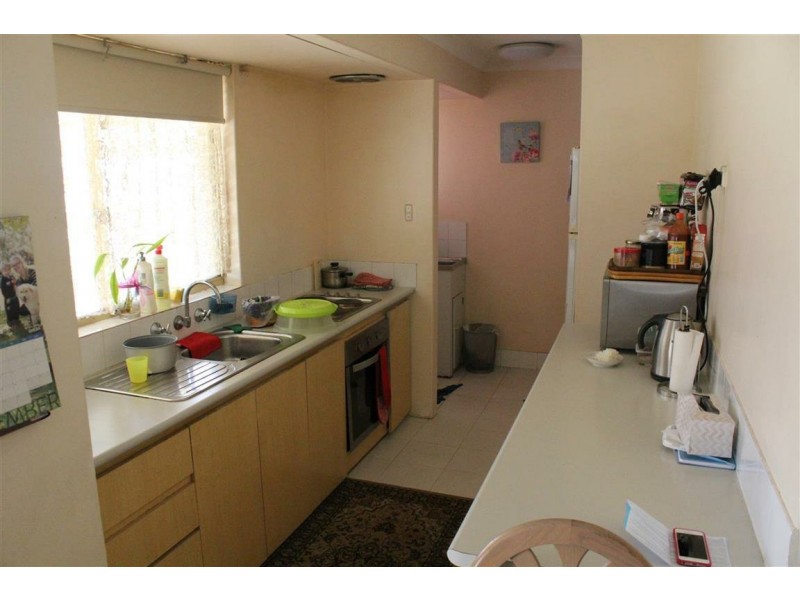 4 Briggs Street, South Lake WA 6164