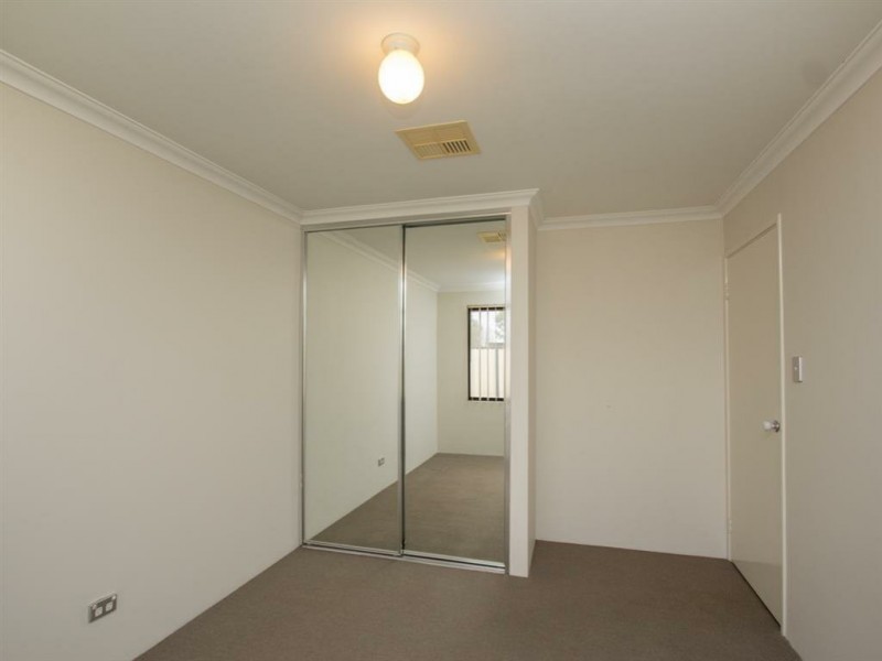 2 Wisely Court, Aubin Grove WA 6164