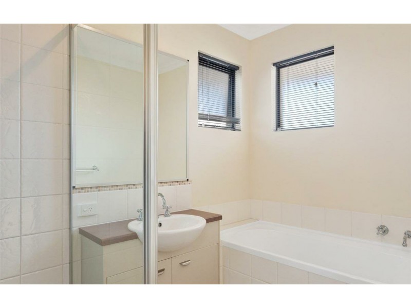 7 Platypus Parkway, Beeliar WA 6164
