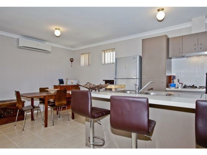 3/25 Peppermint Gardens, Aubin Grove WA 6164