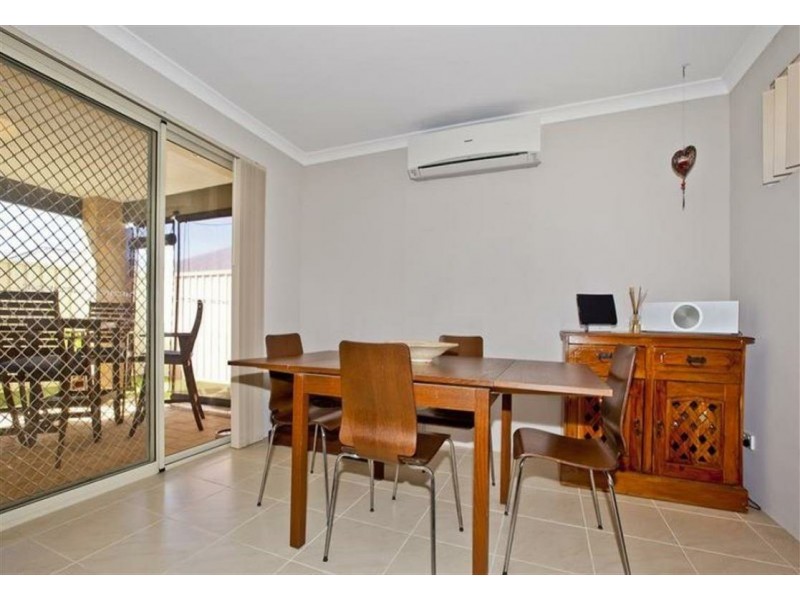 3/25 Peppermint Gardens, Aubin Grove WA 6164