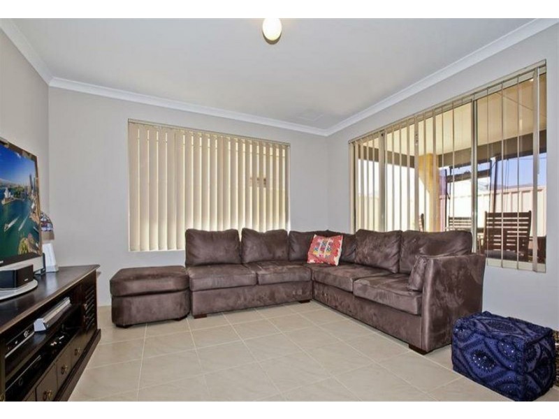 3/25 Peppermint Gardens, Aubin Grove WA 6164
