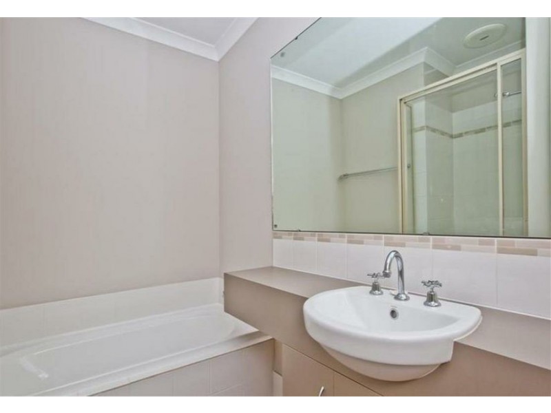 3/25 Peppermint Gardens, Aubin Grove WA 6164