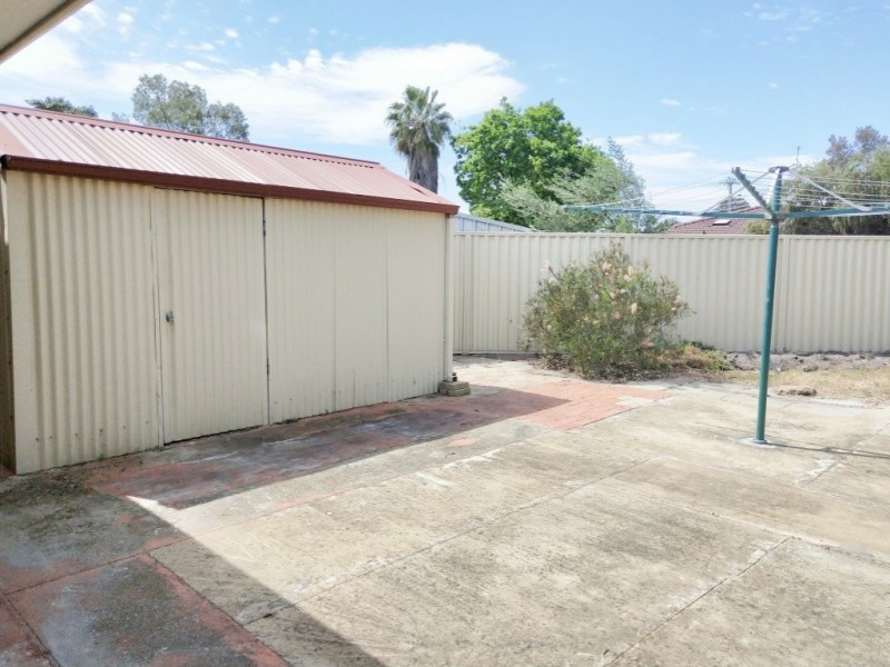 14 Eppalock Grove, South Lake WA 6164