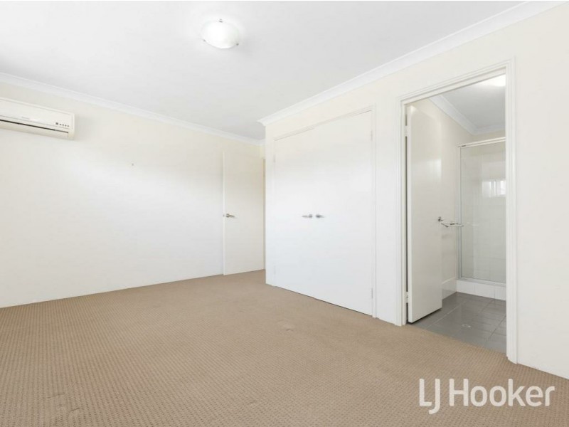 10/42 Merrifield Avenue, Kelmscott WA 6111