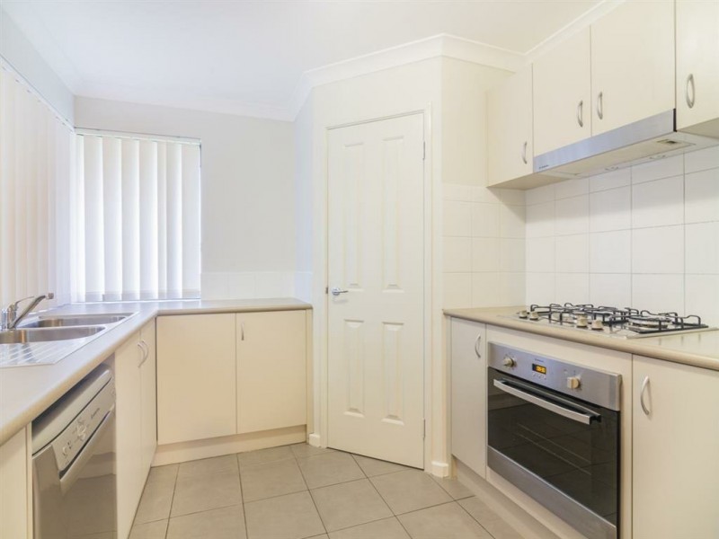 60 Brushfoot Blvd, Success WA 6164