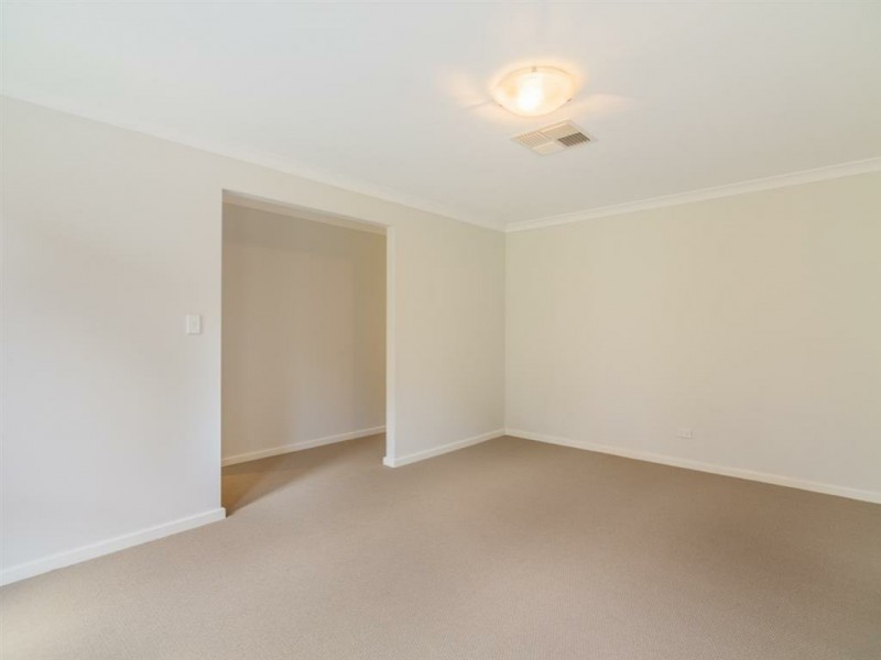 60 Brushfoot Blvd, Success WA 6164