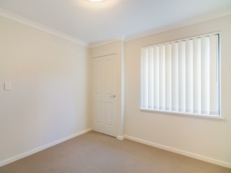 60 Brushfoot Blvd, Success WA 6164