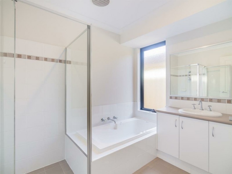 60 Brushfoot Blvd, Success WA 6164