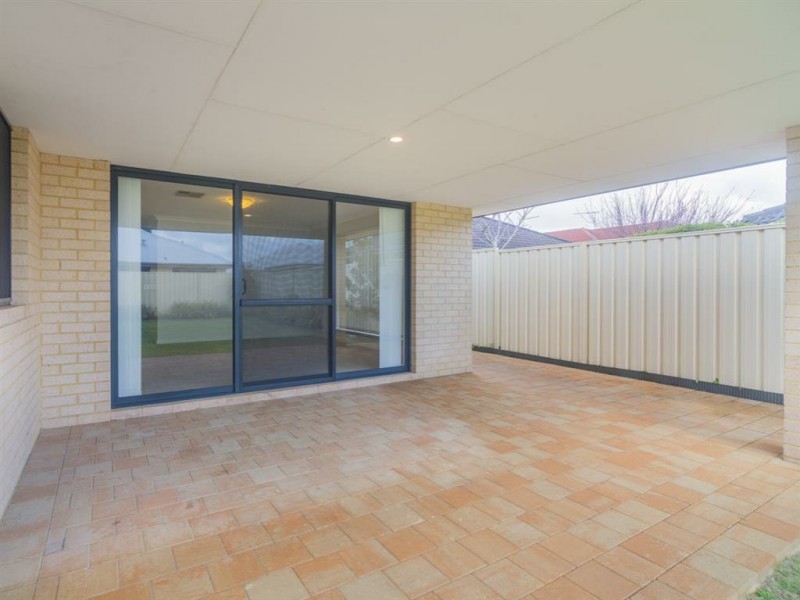 60 Brushfoot Blvd, Success WA 6164