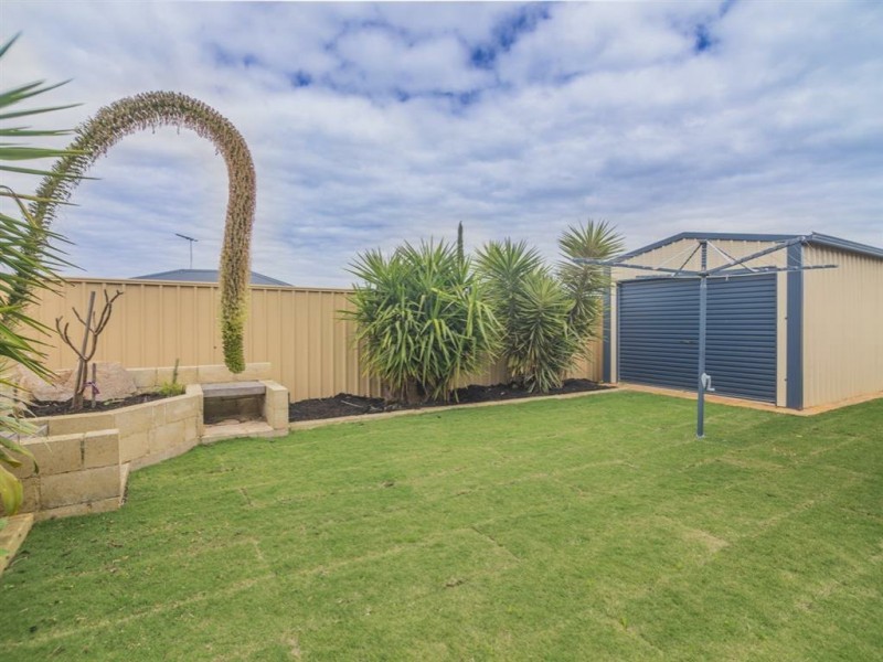 74 Cheltenham Loop, Bertram WA 6167