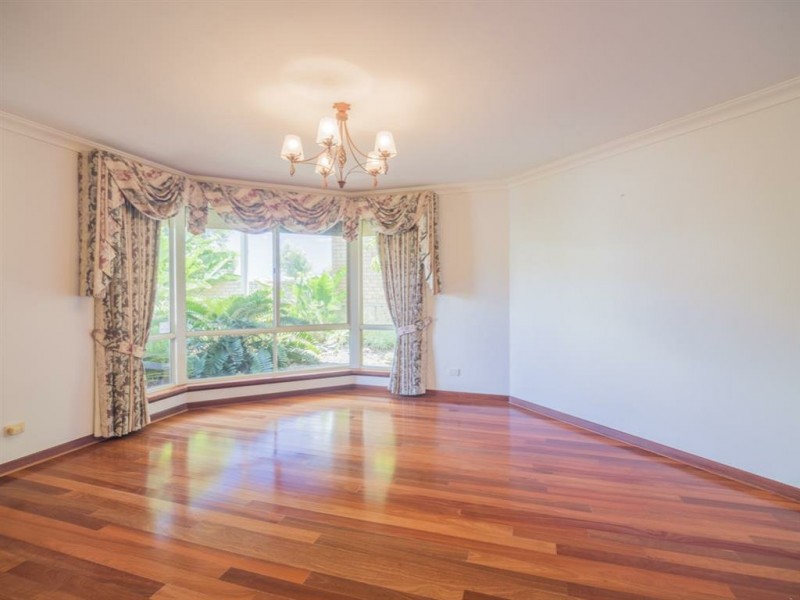 25 Duchart Way, Coogee WA 6166