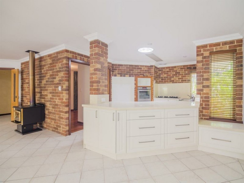 25 Duchart Way, Coogee WA 6166