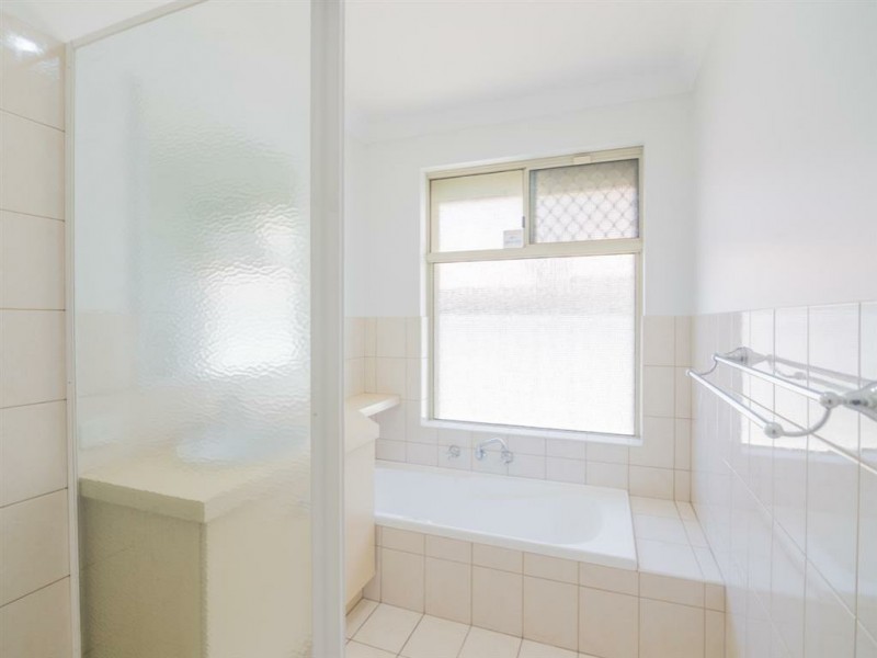 25 Duchart Way, Coogee WA 6166