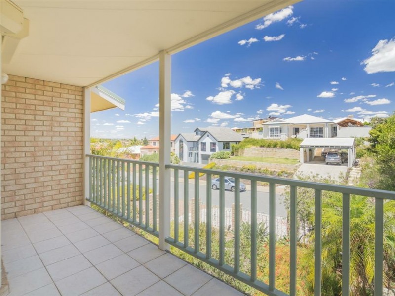 25 Duchart Way, Coogee WA 6166