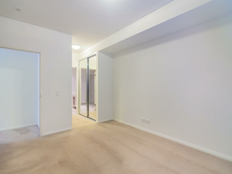 24/1 Stockton Bend, Cockburn Central WA 6164