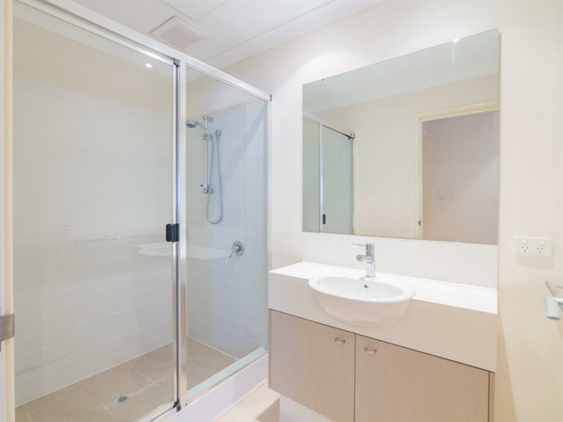 16/2 Stockton Bend, Cockburn Central WA 6164