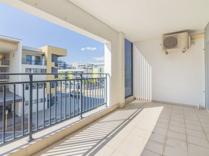 16/2 Stockton Bend, Cockburn Central WA 6164